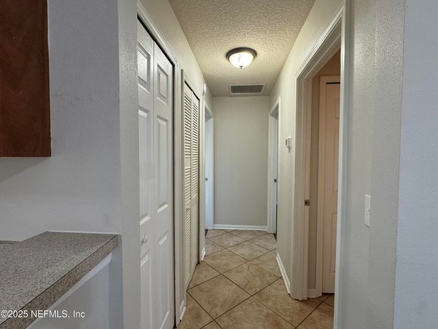 11273 SILVER KEY Drive, Jacksonville, FL 32218