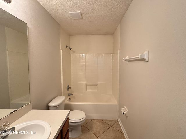 11273 SILVER KEY Drive, Jacksonville, FL 32218