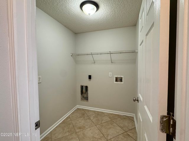 11273 SILVER KEY Drive, Jacksonville, FL 32218