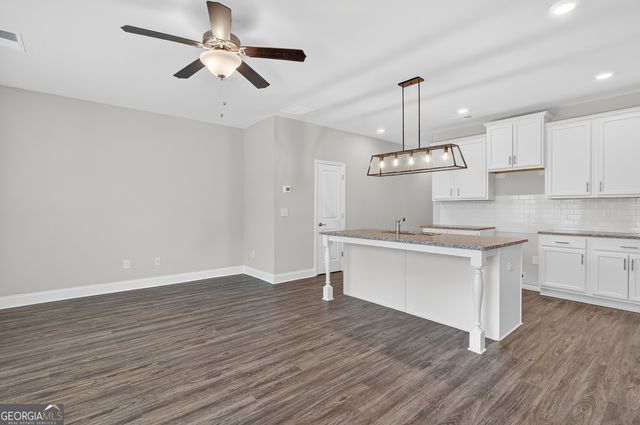 6170 Ripple Way 80, South Fulton, GA 30349