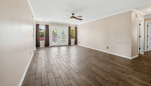 1037 Otter Cir, Beaufort, SC 29902
