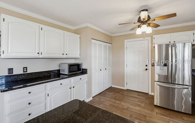 1037 Otter Cir, Beaufort, SC 29902