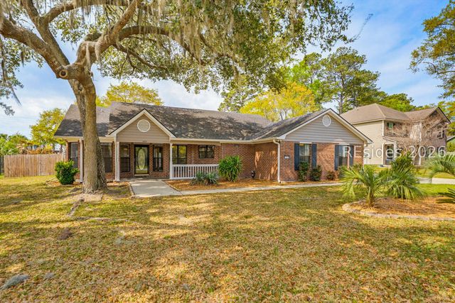 1037 Otter Cir, Beaufort, SC 29902