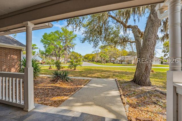 1037 Otter Cir, Beaufort, SC 29902