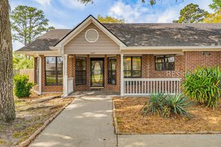 1037 Otter Cir, Beaufort, SC 29902