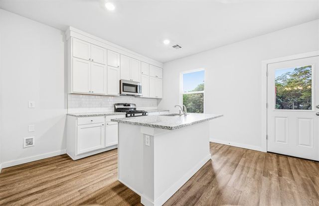 11225 Ward Road, Edmond, OK 73044