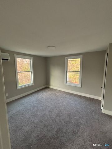 968 Oak Street, East Hartford, CT 06118
