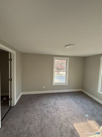 968 Oak Street, East Hartford, CT 06118