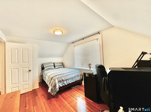 38 Woods End Road, Stamford, CT 06905