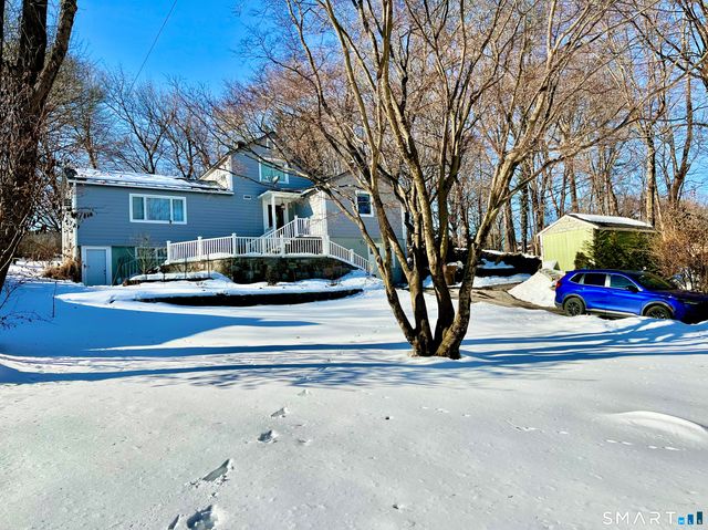 38 Woods End Road, Stamford, CT 06905