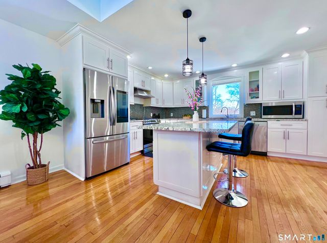 38 Woods End Road, Stamford, CT 06905