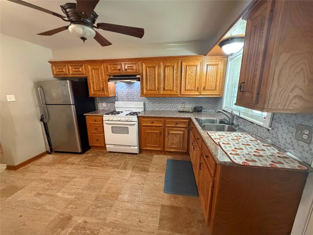 1847 Pasadena Boulevard, Pasadena, TX 77502