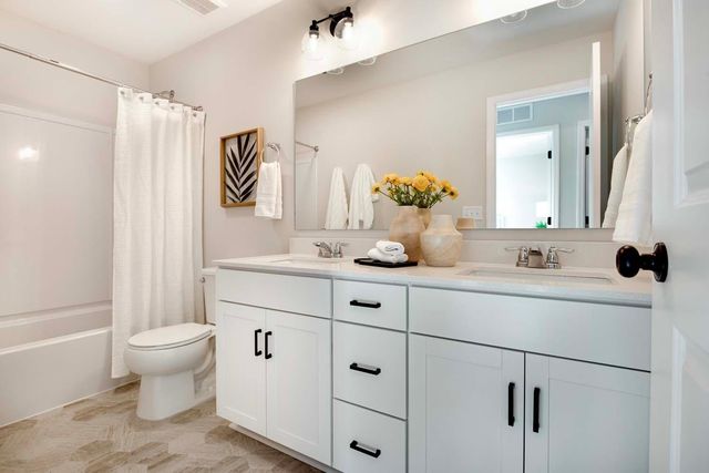 4842 Baker Reserve Lane Lane, Maple Plain, MN 55359