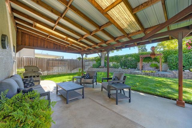 9274 Ryecroft Ct, Sacramento, CA 95829