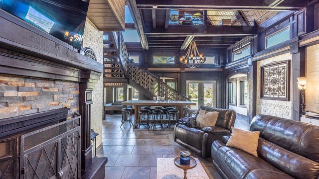 124 Houmas Drive, Houma, LA 70360