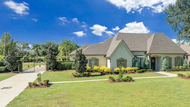 124 Houmas Drive, Houma, LA 70360