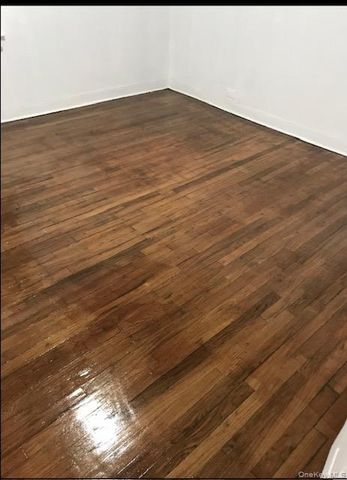 439 Thieriot Avenue, Bronx, NY 10473