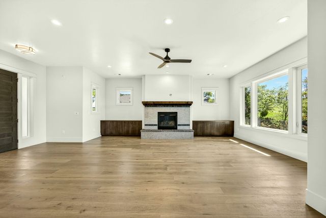 5611 Autumn Park Drive, Medford, OR 97504