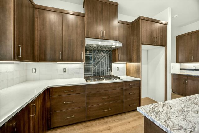 5611 Autumn Park Drive, Medford, OR 97504