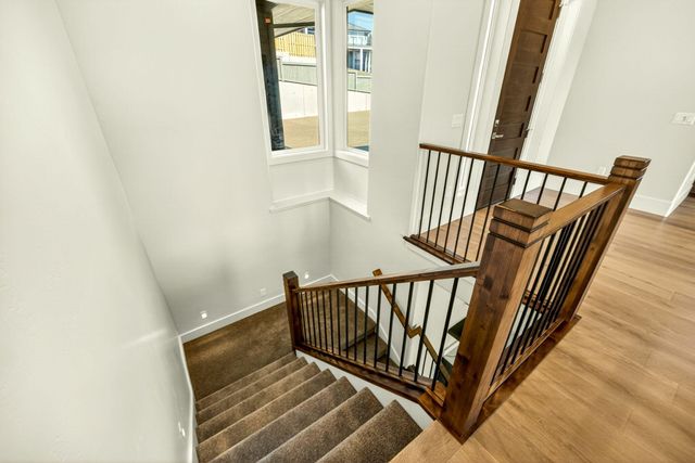 5611 Autumn Park Drive, Medford, OR 97504