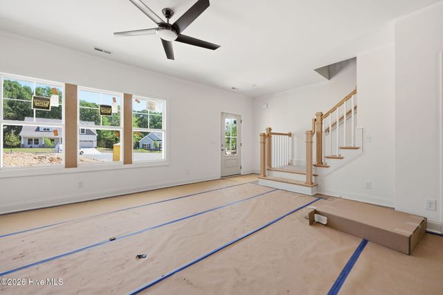 228 Telluride Court, Aberdeen, NC 28315