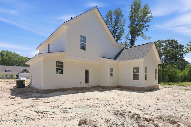 228 Telluride Court, Aberdeen, NC 28315