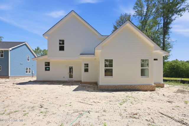 228 Telluride Court, Aberdeen, NC 28315