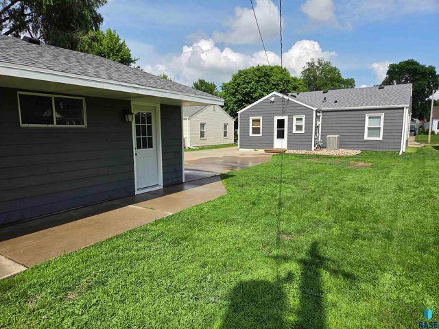 713 S Williams Ave Avenue, Sioux Falls, SD 57104