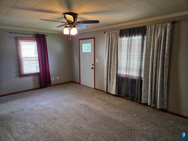 713 S Williams Ave Avenue, Sioux Falls, SD 57104