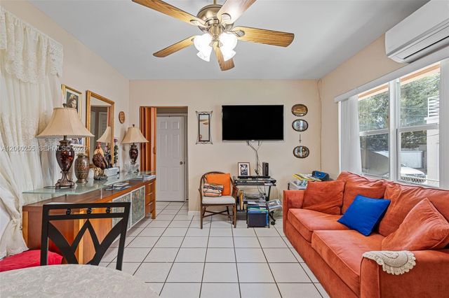4450 W Flagler St, Miami, FL 33134