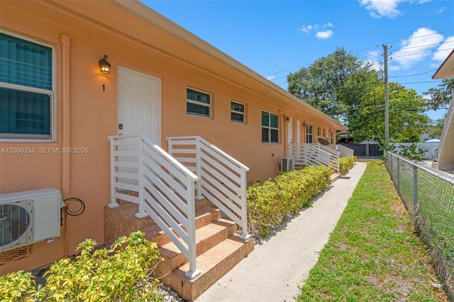 4450 W Flagler St, Miami, FL 33134