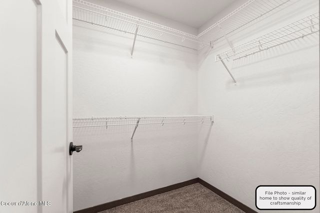 8946 W Swather AVE, Rathdrum, ID 83858