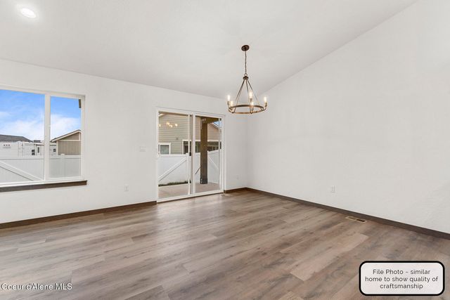 8946 W Swather AVE, Rathdrum, ID 83858