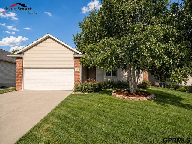 7301 N 15 Street, Lincoln, NE 68521