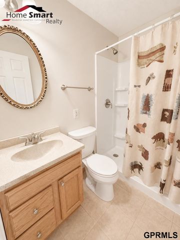 7301 N 15 Street, Lincoln, NE 68521