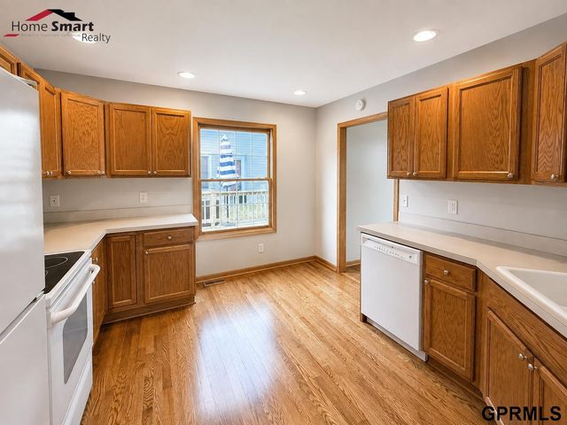 7301 N 15 Street, Lincoln, NE 68521