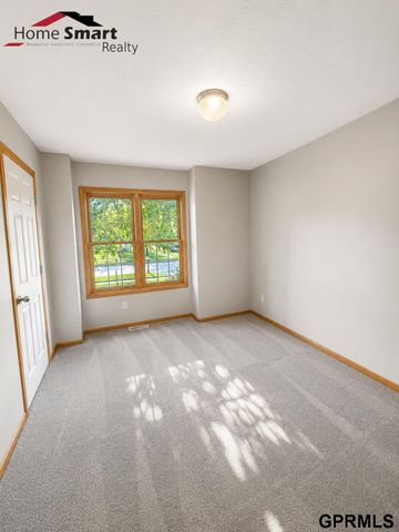 7301 N 15 Street, Lincoln, NE 68521
