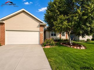 7301 N 15 Street, Lincoln, NE 68521
