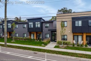 1201 Woodward Heights #10, Ferndale, MI 48220