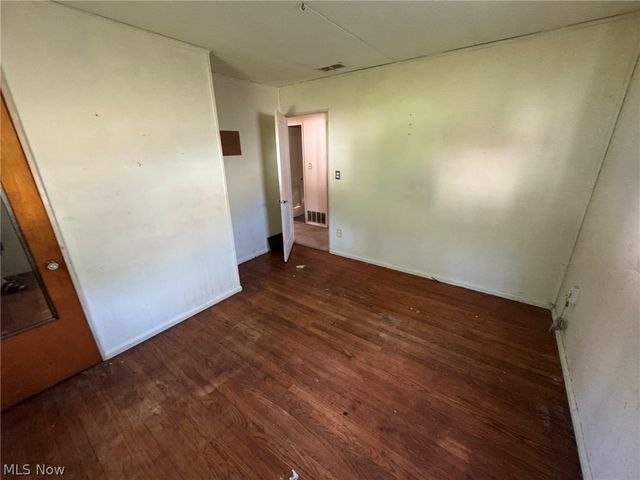 766 Valdes Avenue, Akron, OH 44320