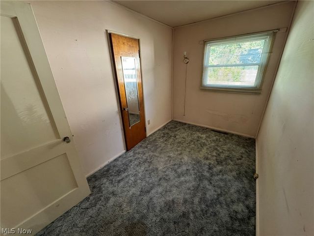 766 Valdes Avenue, Akron, OH 44320