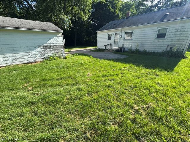 766 Valdes Avenue, Akron, OH 44320