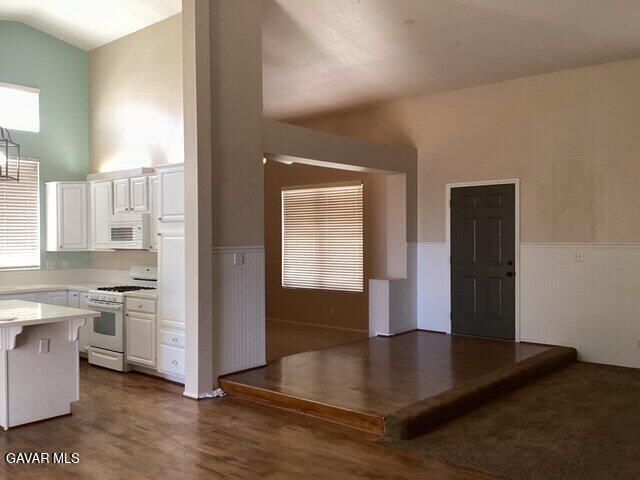 43356 Honeybee Lane, Lancaster, CA 93536