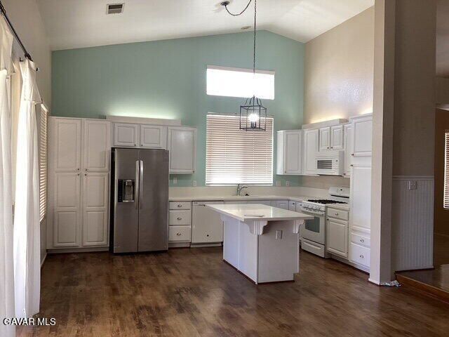 43356 Honeybee Lane, Lancaster, CA 93536