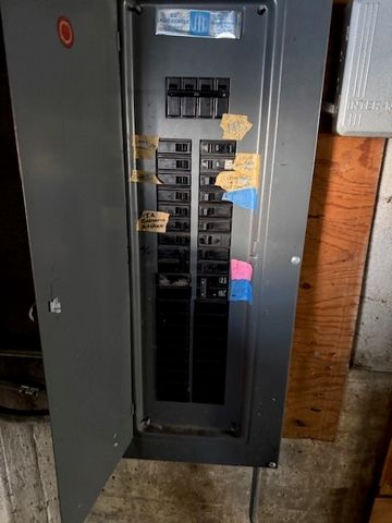 14214 Lincoln Avenue, Dolton, IL 60419