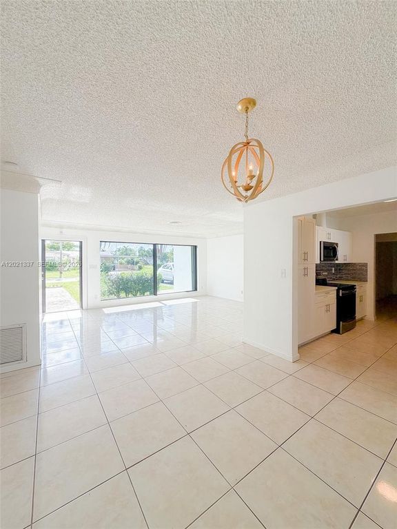 1650 NW 26th Ter 0, Fort Lauderdale, FL 33311