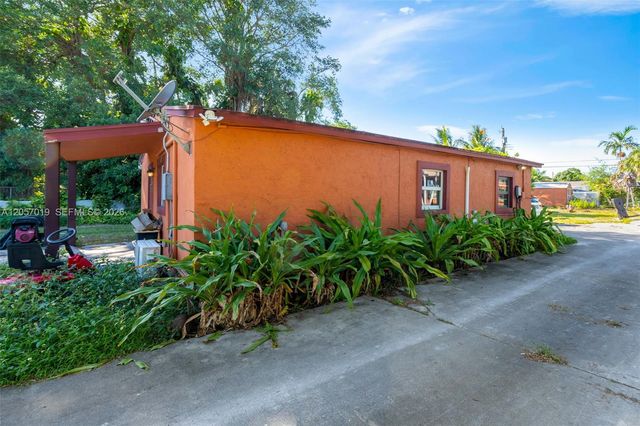 4351 SW 25th St, Fort Lauderdale, FL 33317