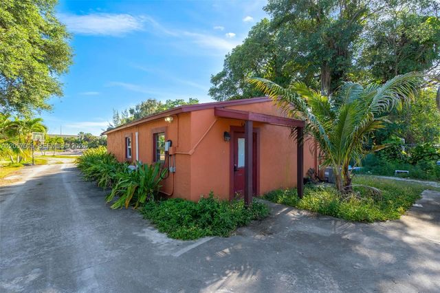 4351 SW 25th St, Fort Lauderdale, FL 33317