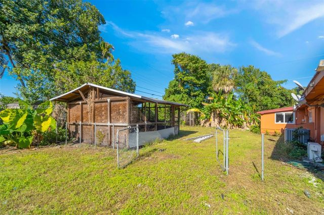 4351 SW 25th St, Fort Lauderdale, FL 33317