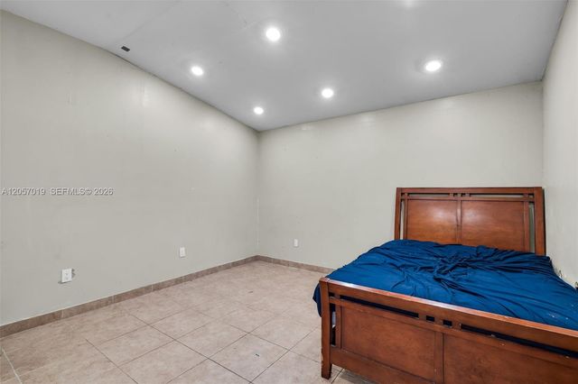 4351 SW 25th St, Fort Lauderdale, FL 33317